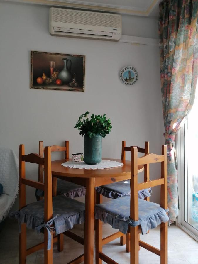 Gemuetliche Ferienwohnung In Torrevieja Ca100M Vom Strand Playa Del Cura Entfernt Экстерьер фото